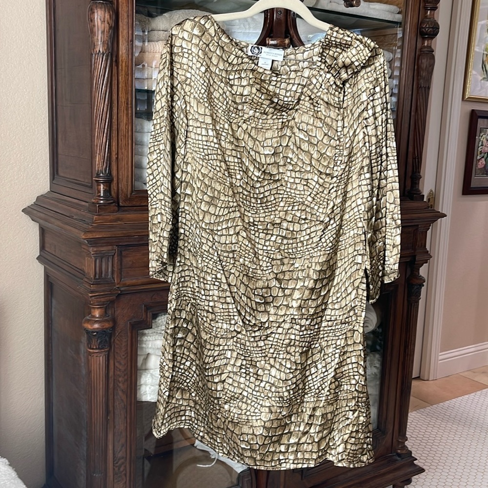 Rebecca Moses Style Journey Silk shift dress EUC